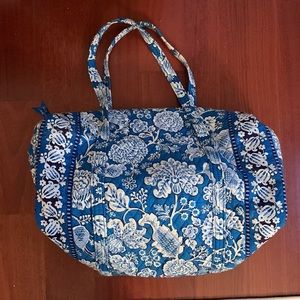 Vera Bradley tote